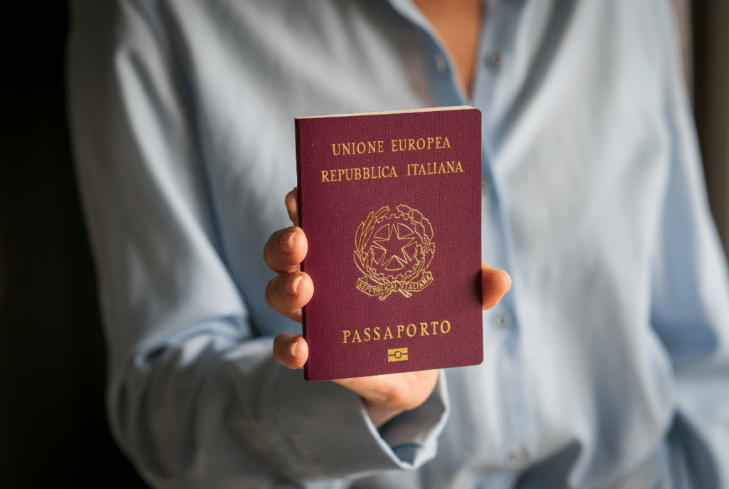 Italian citizenship by residence: requirements and timelines in 2026 | Etnopoint Italian citizenship by residency: requirements and timelines in 2026 1024x687
